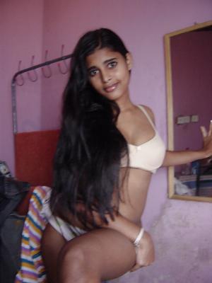 Kerala Babe Cute Nude_11.jpg Cute Kerala Babe in White Panties and Nude
